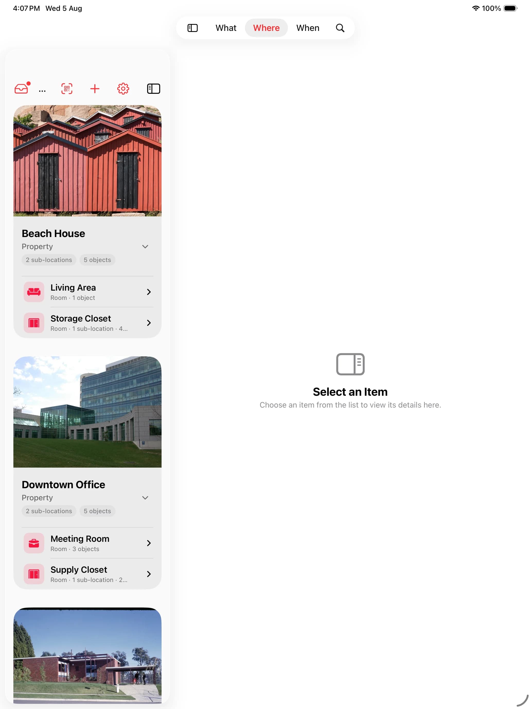 Whateren on iPad in split view, places on the left and their contents on the right